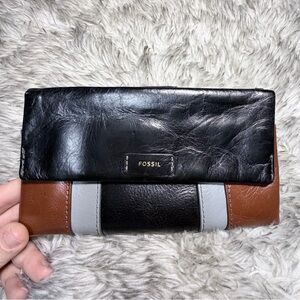 Fossil Trifold Wallet in Black, Brown, and Gray